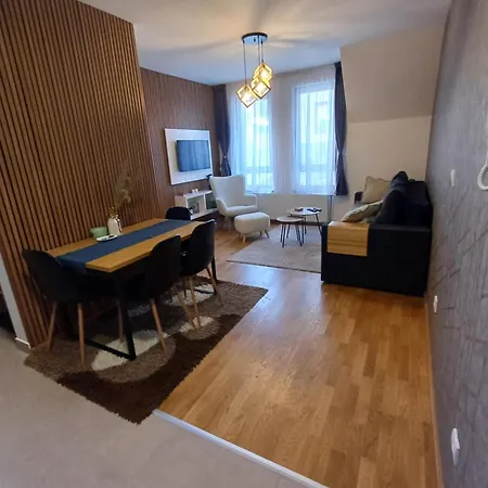 Apartamento Nina Divcinova *